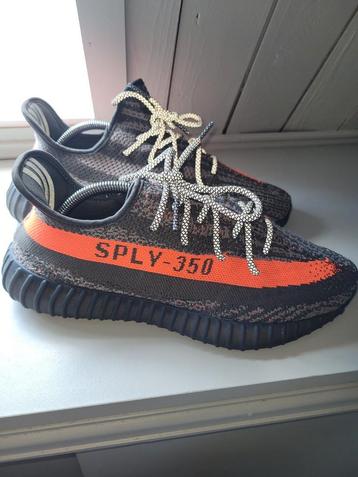 Adidas Yeezy Boost V2 350 maat 45 1,3 Nieuw!!! beschikbaar voor biedingen