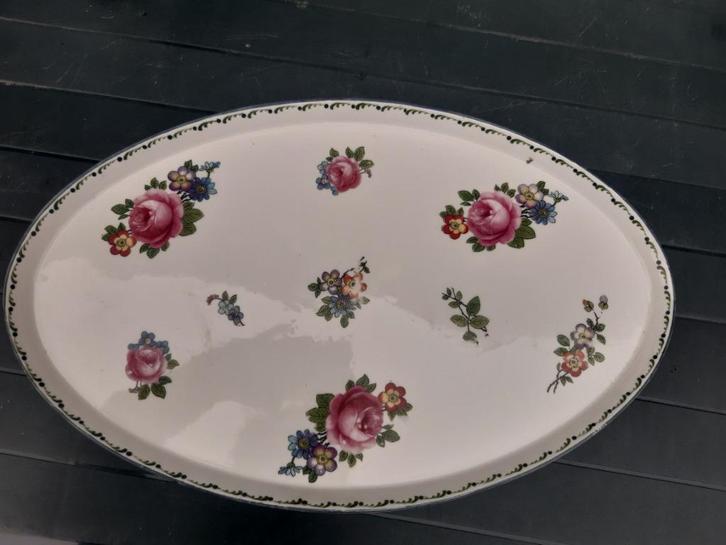 dienblad aardewerk rozen Vintage ovaal wit sierrand Harte, Huis en Inrichting, Woonaccessoires | Dienbladen, Gebruikt, Overige materialen
