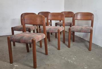 Deens design eetkamerstoelen van EMC beschikbaar voor biedingen