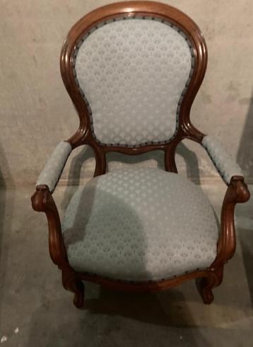 Antieke stoelen - ZGAN aangeboden -  beschikbaar voor biedingen