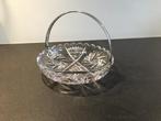 Kristallen schaaltje met zilveren hengsel., Antiek en Kunst, Antiek | Glas en Kristal, Ophalen of Verzenden