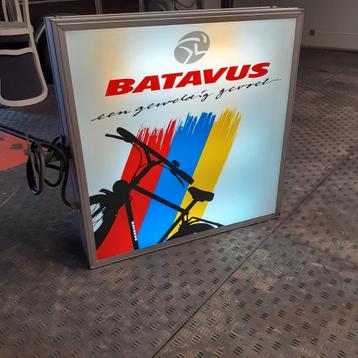 Batavus reclame lichtbak, geen plakletters bak beschikbaar voor biedingen