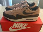 Nike Air Max 1 (Nieuw) Cacao Wow 47, Kleding | Heren, Schoenen, Ophalen of Verzenden, Nieuw