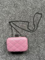 Roze clutch / Klein schouder tasje met knip sluiting, Sieraden, Tassen en Uiterlijk, Tassen | Damestassen, Ophalen of Verzenden