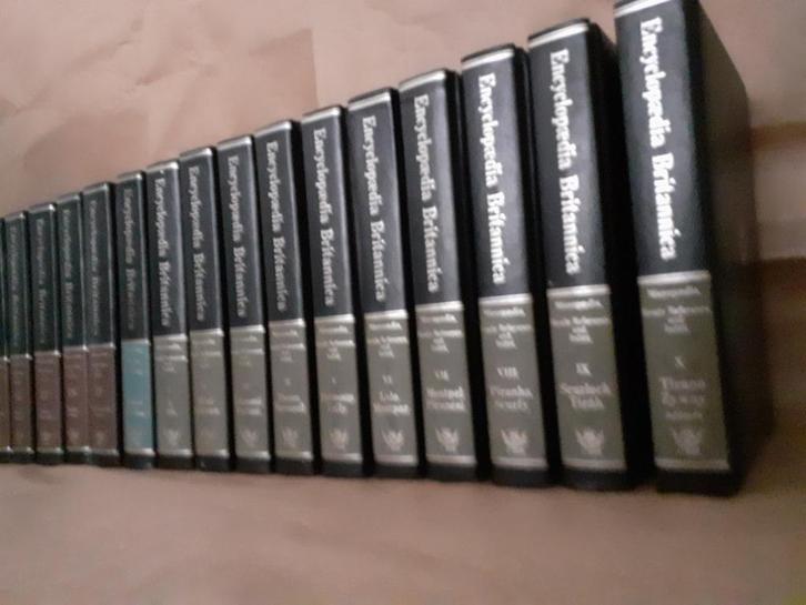 BRITANNICA, Boeken, Encyclopedieën, Zo goed als nieuw, Ophalen of Verzenden
