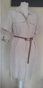 Prachtige jurk van H&M, stijl Claudia Sträter, Purdey, Maat 38/40 (M), H&M, Beige, Nieuw