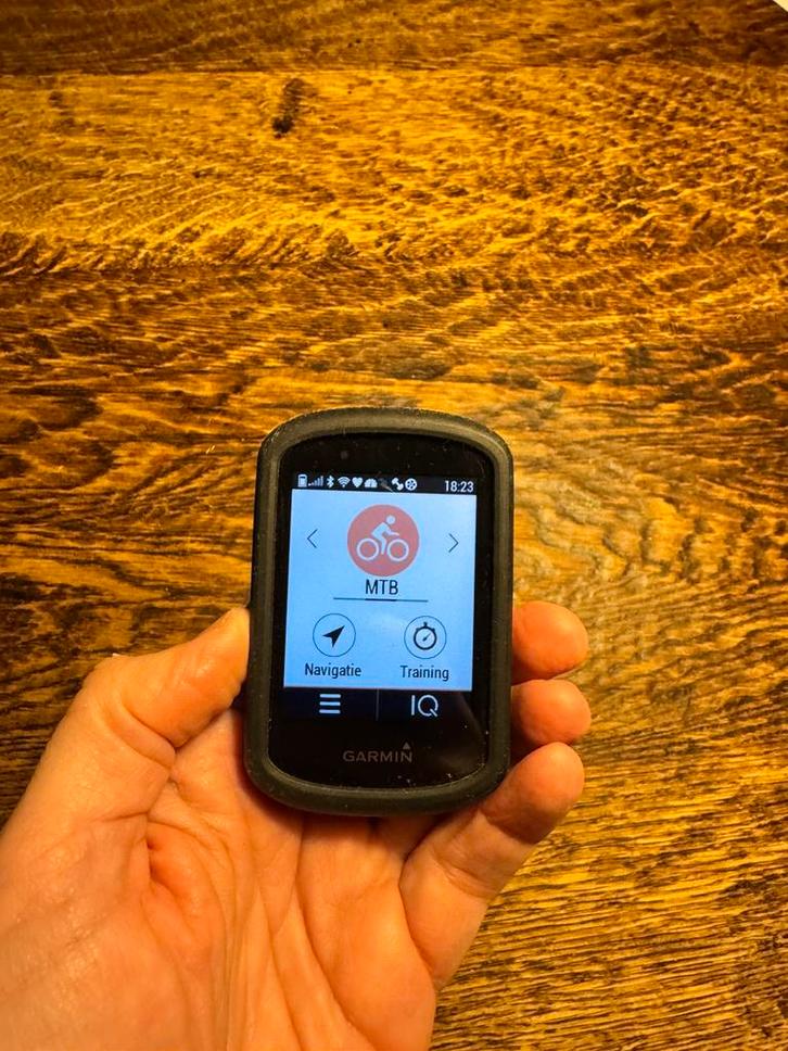 Garmin Edge 830, Fietsen en Brommers, Fietsaccessoires | Fietscomputers, Gebruikt, Ophalen