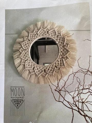 Macrame spiegel (nog verder af te maken) beschikbaar voor biedingen