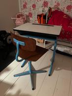 Vintage Kinderbureau met Stoel, Kinderen en Baby's, Kinderkamer | Tafels en Stoelen, Ophalen of Verzenden, Gebruikt, Tafel(s) en Stoel(en)