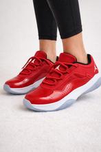 Nike Air Jordan 11 CMFT Low – maat 37,5 (nooit gedragen), Kleding | Dames, Schoenen, Nike Air Jordan, Ophalen of Verzenden, Rood
