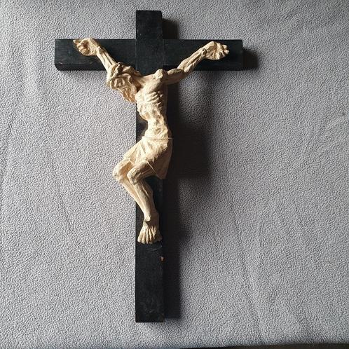 Schitterende crucifix. Van Der Meeren attr., Antiek en Kunst, Antiek | Religie, Ophalen of Verzenden