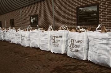 Eiken en beuken Haardhout - Gedroogd en klaar voor gebruik beschikbaar voor biedingen