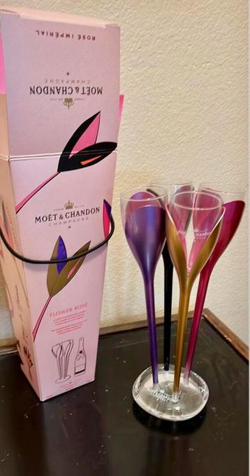 Champagne Flutes Moët & Chandon limited edition beschikbaar voor biedingen