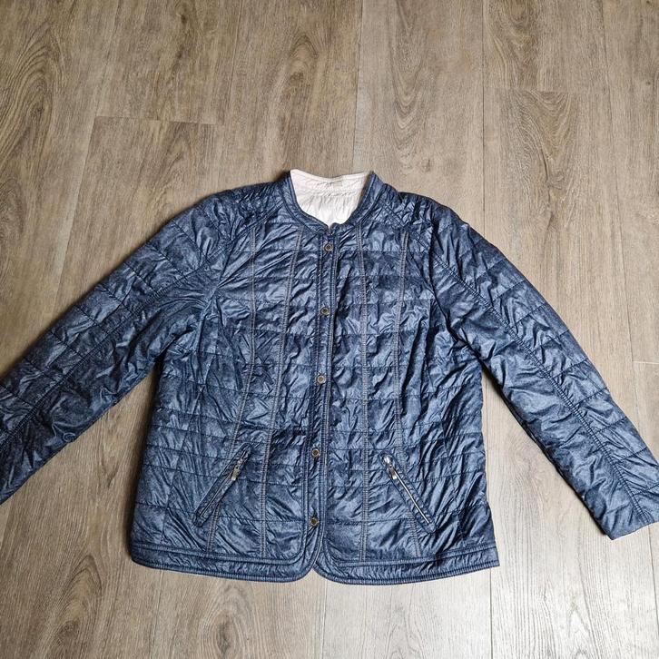 Mooie blauwe Jas, Kleding | Dames, Jassen | Zomer, Zo goed als nieuw, Maat 38/40 (M), Blauw, Ophalen of Verzenden