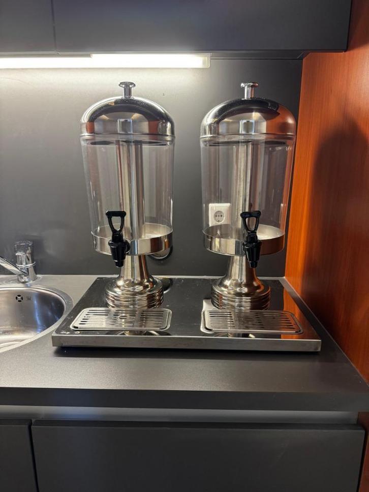 Dubbele drank / sap dispenser met koelvak, Huis en Inrichting, Keuken | Keukenbenodigdheden, Zo goed als nieuw, Ophalen