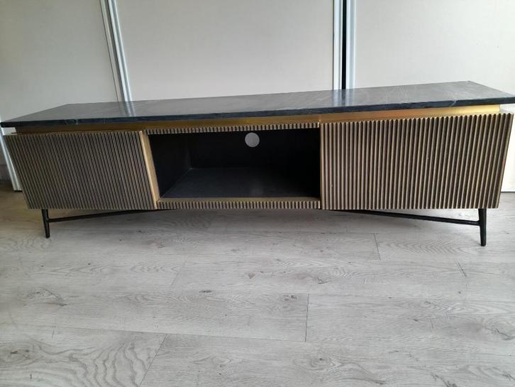 tv dressoir marmerblad model Ironville *Richmond Interiors, Huis en Inrichting, Kasten | Televisiemeubels, Nieuw, Minder dan 100 cm
