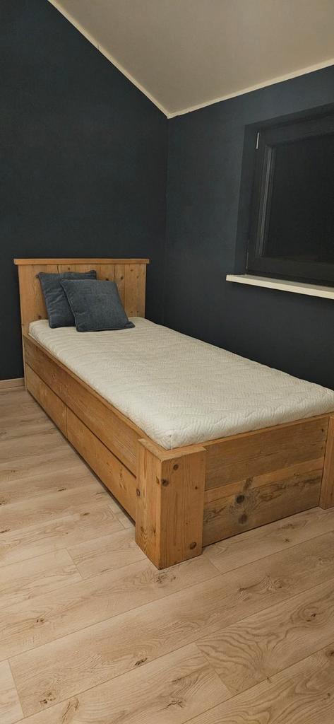 2x Houten bed 210x102 cm, Huis en Inrichting, Slaapkamer | Complete slaapkamers, Gebruikt, Eenpersoons, Ophalen