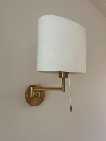 2x wandlamp bronzen verstelbare arm, beige ovalen kap nieuw! beschikbaar voor biedingen
