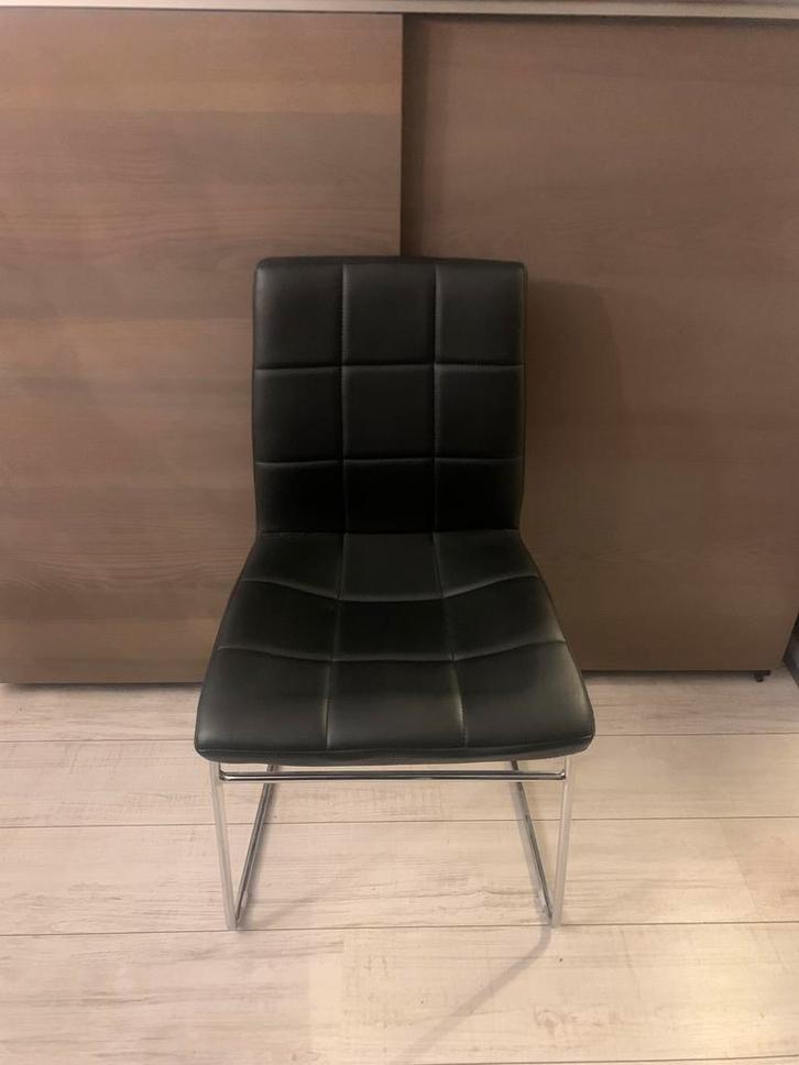 2x eetkamerstoel chicago, antraciet/zwart, leen bakker, Huis en Inrichting, Stoelen, Zo goed als nieuw, Twee, Zwart, Ophalen