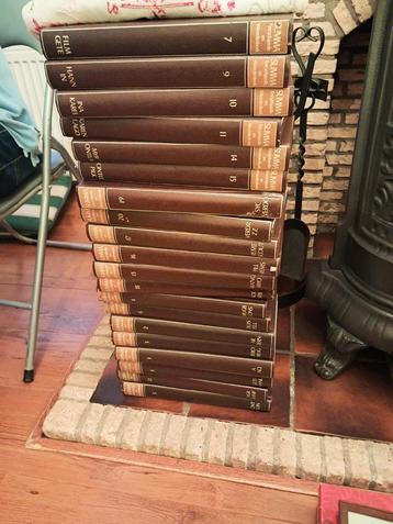 Encyclopedie en woordenboek 1975 20 delen beschikbaar voor biedingen