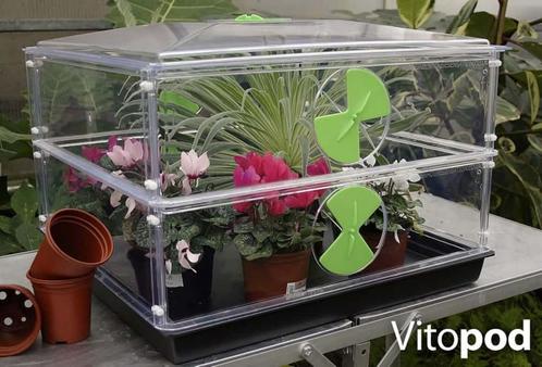 Vitopod 50W Control Heated Propagator kasje 3 lagen+ hangers, Tuin en Terras, Kassen, Gebruikt, Kweekkas, Plastic, Polycarbonaat