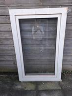 Mooi kunstof kozijn met draai/ kiepraam, 75 tot 150 cm, Kunststof, Raamkozijn, Ophalen of Verzenden