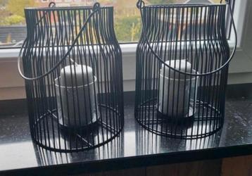 2 metalen Windlichten beschikbaar voor biedingen