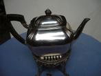 Fraaie puntgave antieke Hollands zilveren theepot, Ophalen of Verzenden, Zilver