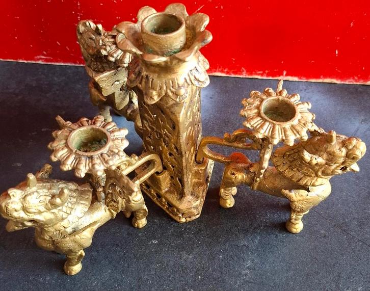 Foo Dogs.  Nepal.  Kandelaar.  Brons. Ca 1900., Antiek en Kunst, Kunst | Niet-Westerse kunst, Ophalen