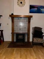 Houten schouw met authentieke tegeltjes, Ophalen, Gebruikt, Vrijstaande haard, Elektrische haard