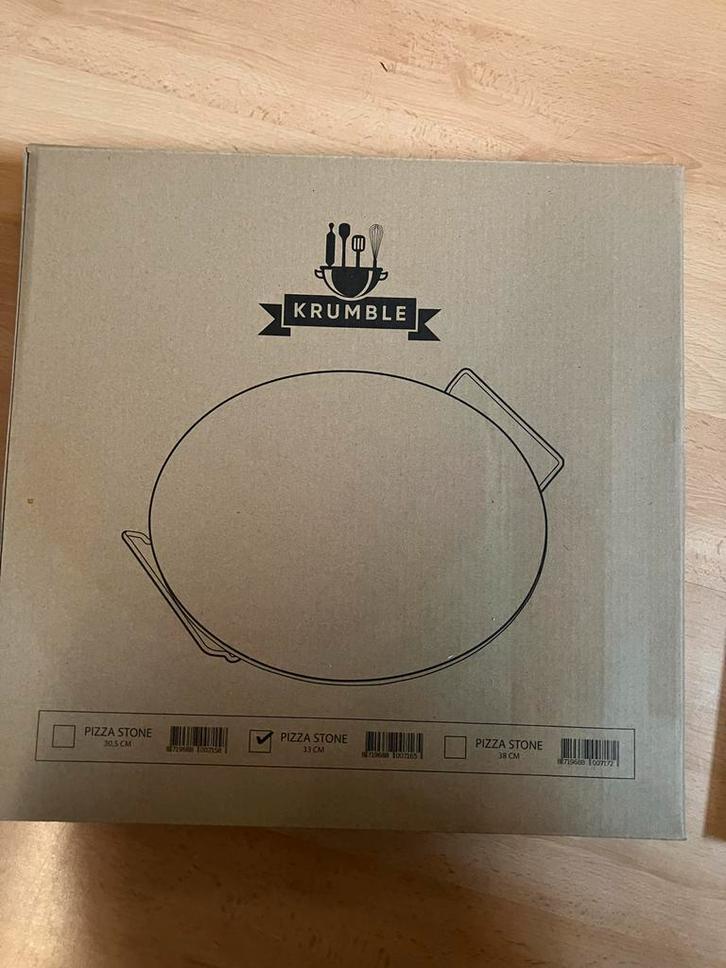Pizzasteen Set - Krumble & Boska - Nieuw in Doos, Huis en Inrichting, Keuken | Keukenbenodigdheden, Nieuw, Ophalen
