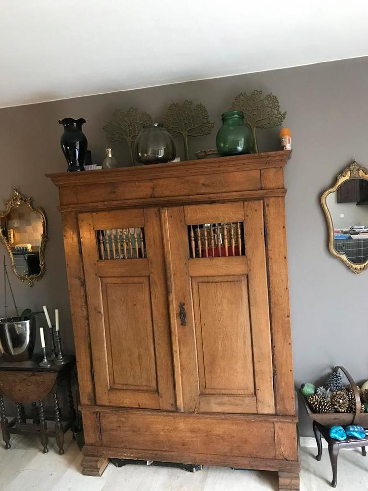 18e eeuwse Hollandse spekkast, Antiek en Kunst, Antiek | Meubels | Kasten, Ophalen of Verzenden