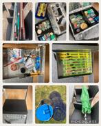 Viskoffer met inhoud + hengels en accessoires, Watersport en Boten, Hengelsport | Algemeen, Ophalen of Verzenden, Gebruikt