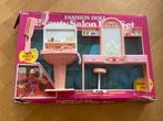 Fashion doll beaty salon play set vintage roze kapper set!, Ophalen of Verzenden, Zo goed als nieuw, Overige typen