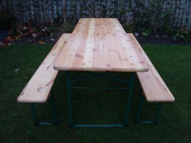Te huur duitse biertafels 220x70 cm incl. bankjes., Tuin en Terras, Picknicktafels, Zo goed als nieuw, Rechthoekig, Hout, Inklapbaar