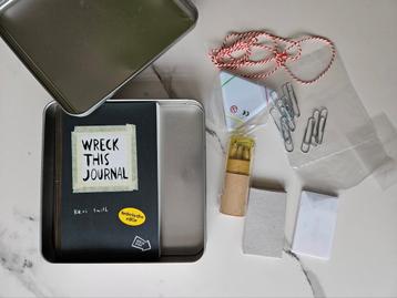 Wreck this journal in Crea bewaarbox