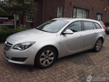 Opel Insignia 1.4T EcoFlex Business+ (bj 2015) beschikbaar voor biedingen
