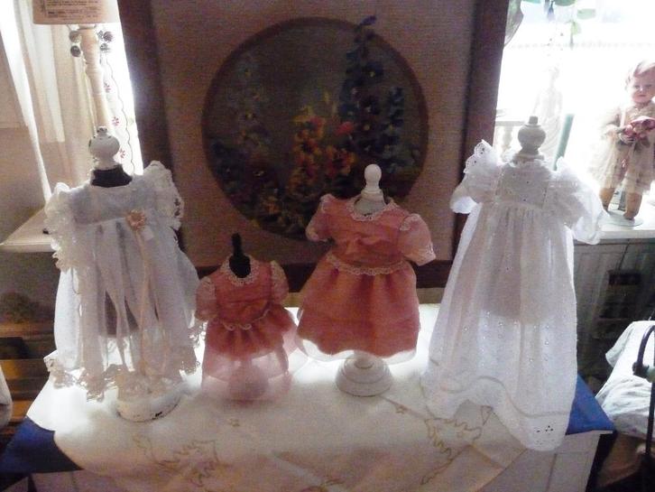 Kleding voor antieke poppen, Antiek en Kunst, Antiek | Speelgoed, Ophalen of Verzenden