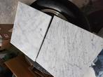 Twee marmeren tegels, 33x40 cm., Ophalen, 60 cm of meer, Gebruikt, Minder dan 5 m²