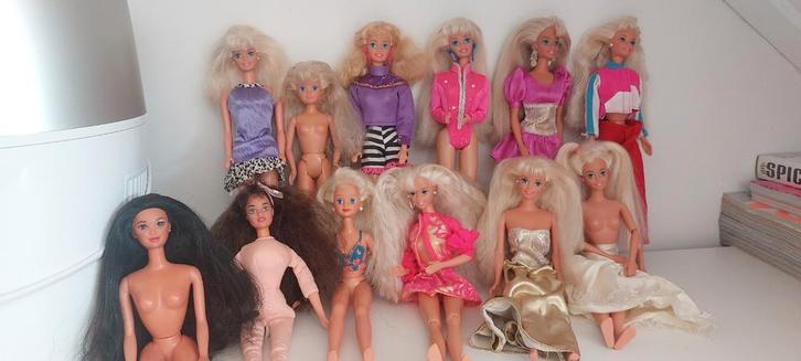 12 Barbies jaren 90, Kinderen en Baby's, Speelgoed | Poppen, Ophalen of Verzenden