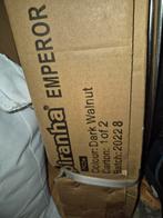 Nieuw bureau in verpakking ., Tuin en Terras, Partytenten, Ophalen of Verzenden