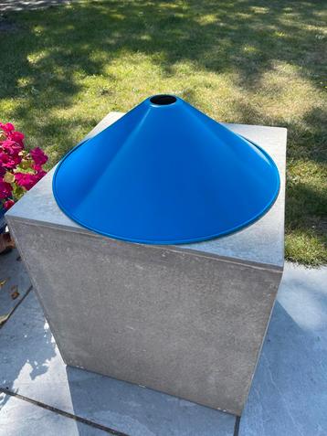 Vintage Emaillen Hanglampenkap beschikbaar voor biedingen