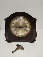 Mantelklok - Loopt, Slagwerk Nazien - 30 euro ophaalprijs, Ophalen