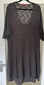 8028 JURK van VETONO - maat 54, Kleding | Dames, Grote Maten, VETONO, Verzenden, Jurk, Zo goed als nieuw