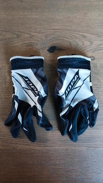 Crosshandschoenen Maat XS beschikbaar voor biedingen