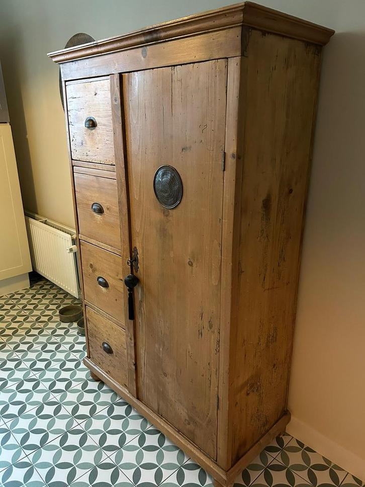 Oude houten spekkast te koop, Antiek en Kunst, Antiek | Meubels | Kasten, Ophalen
