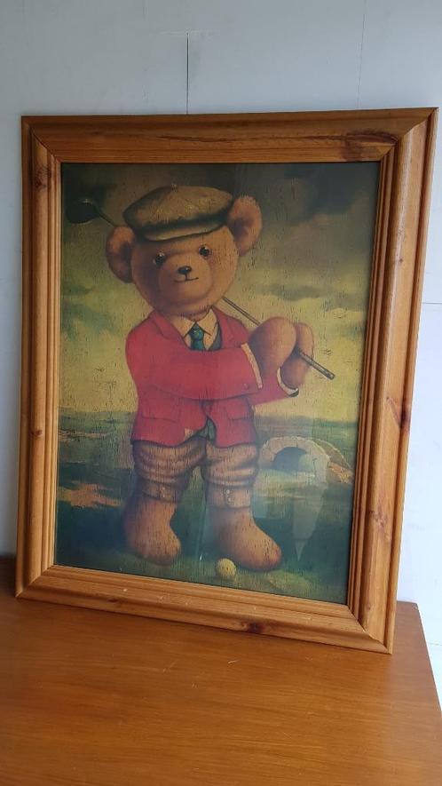 Brocante schilderij in houten lijst: Golfende beer. B1, Huis en Inrichting, Woonaccessoires | Schilderijen, Tekeningen en Foto's