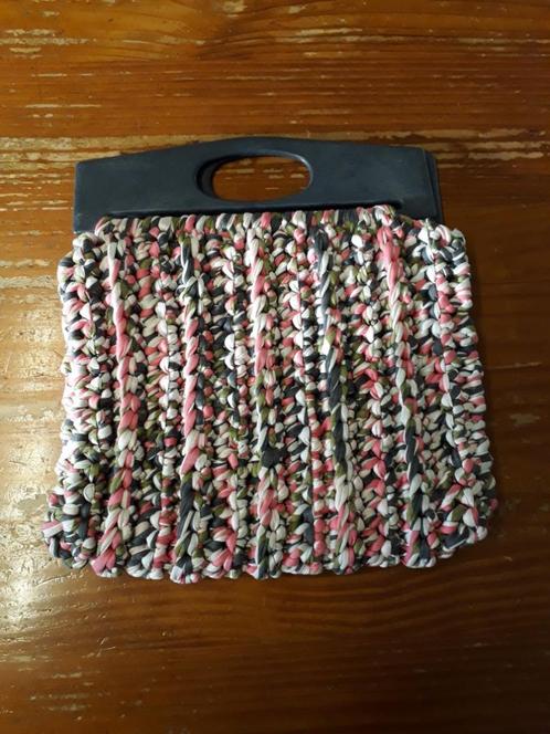 Gebreide tas, Sieraden, Tassen en Uiterlijk, Tassen | Damestassen, Zo goed als nieuw, Shopper, Ophalen of Verzenden