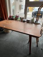 Ruime vintage tafel., Gebruikt, Ophalen of Verzenden, Vier personen, Rechthoekig