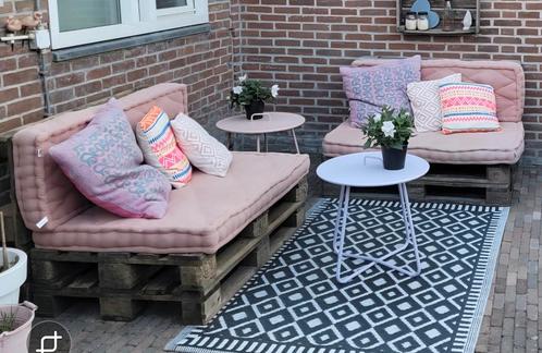 Roze palletkussens en 6 europallets, Tuin en Terras, Tuinsets en Loungesets, Gebruikt, Ophalen